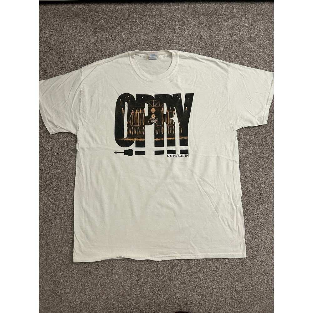 VTG Grand Ole Opry T-Shirt Mens XL White Excellent Nashville TN Graphic Tee